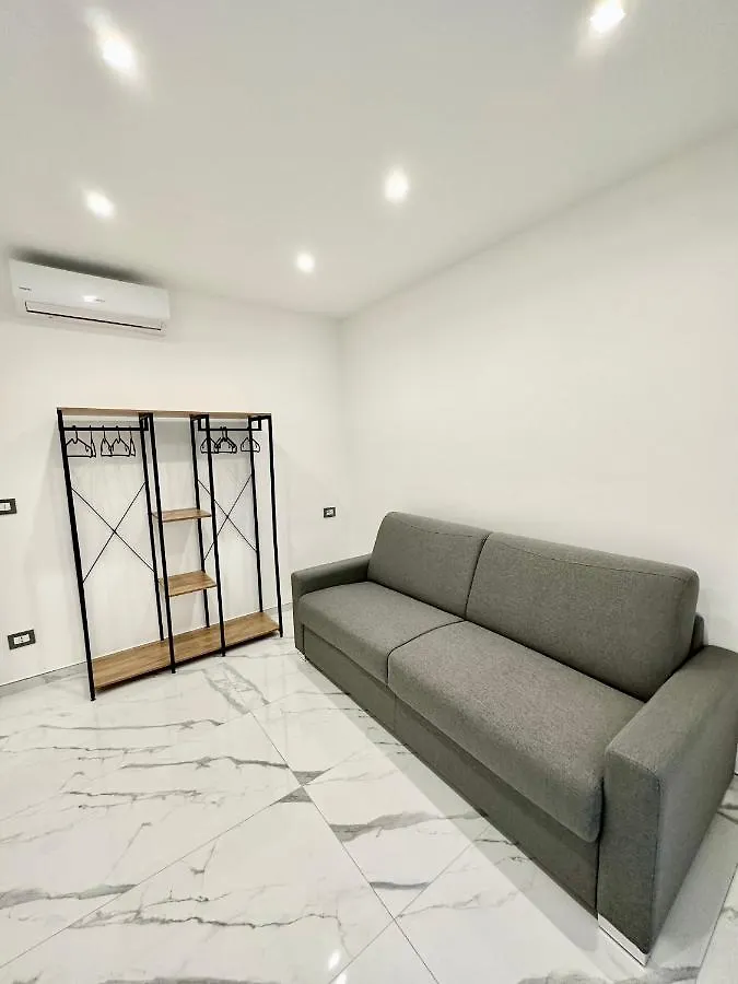 Oltremare Luxury Suites Bari 0*,  Italia