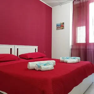 Appartamento Casa Mazzacane Con 2 Da Letto, Bari